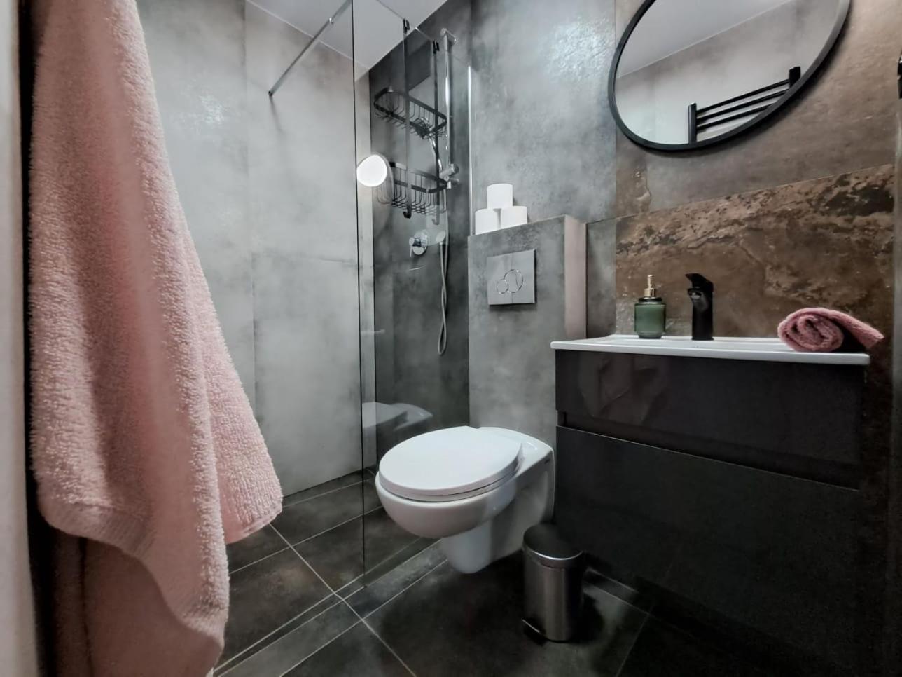Dk Apartamenty Hotelove Giżycko Exterior foto